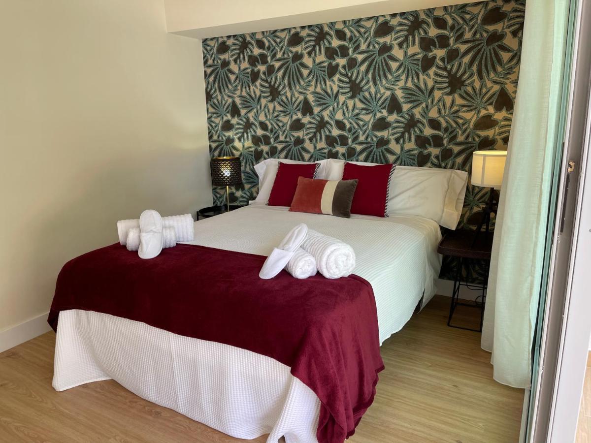 Apartment 208, Close To The Beach, 2 Bedroom,golden Mile *