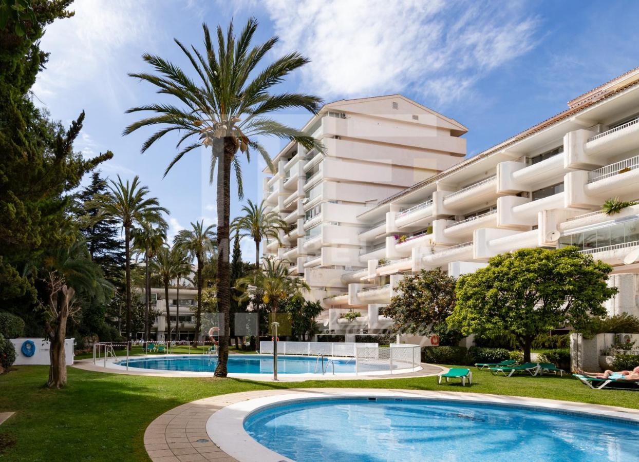 208, Close To The Beach, 2 Bedroom,golden Mile Apartment
